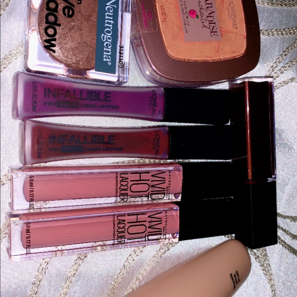 Make up bundle - Picture 5 of 5
